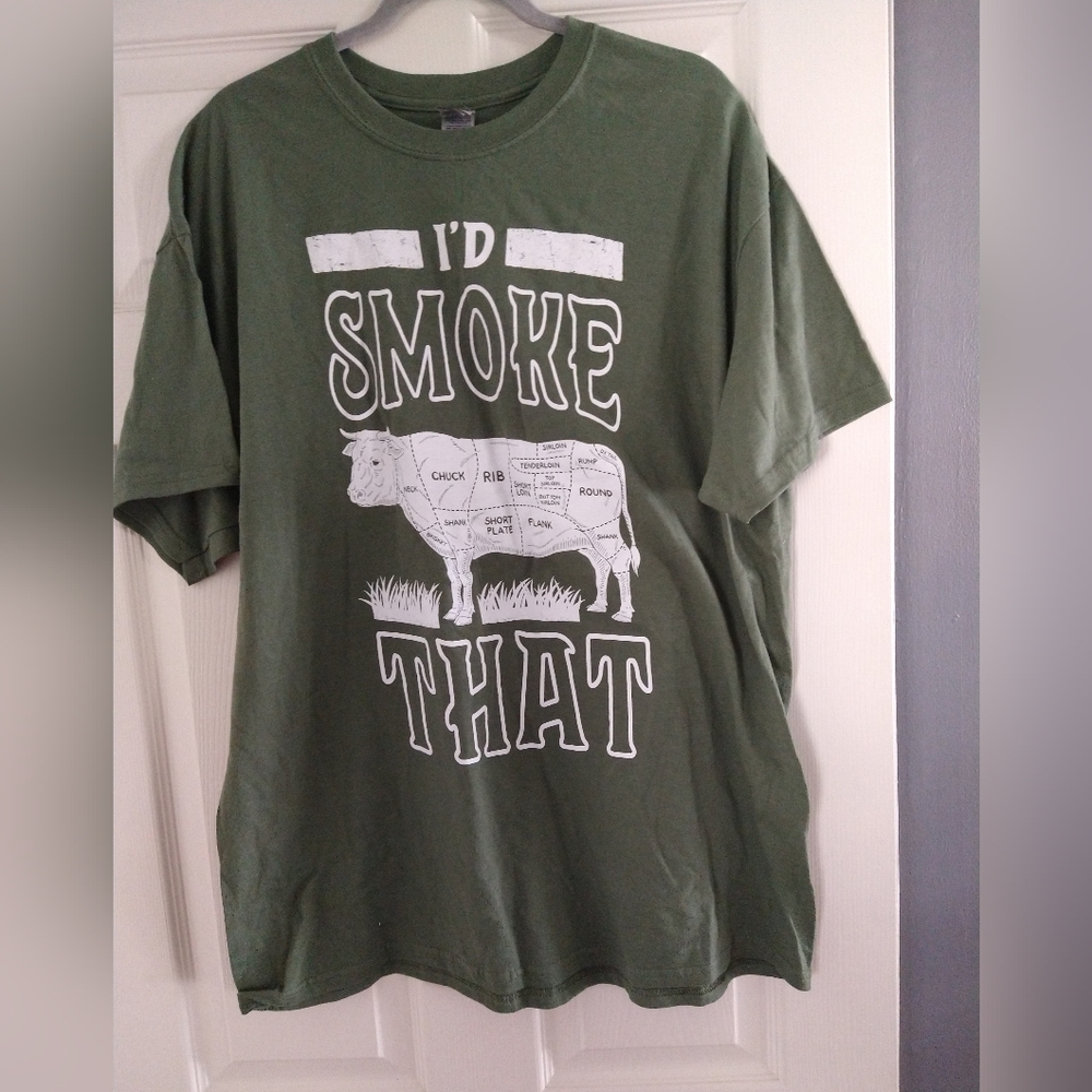 Gildan XL olive green Tshirt